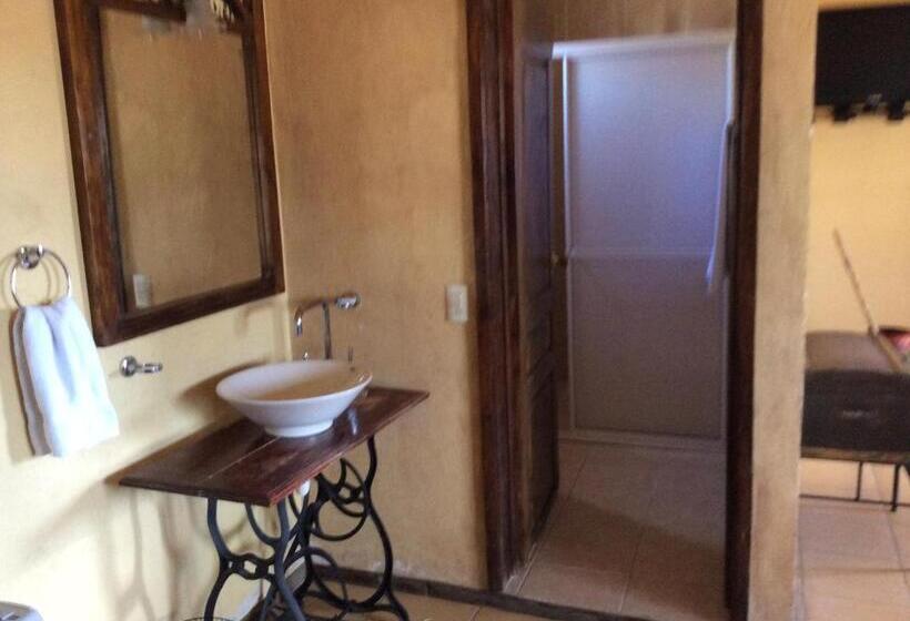 주니어 스위트, Hosteria Covadonga