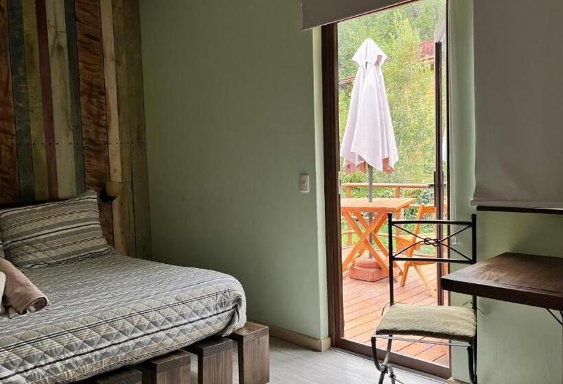 اتاق استاندارد با تراس, La Petite France