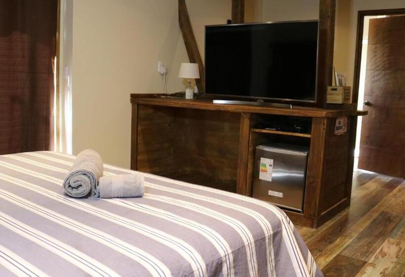 غرفة قياسية سرير كينج, La Petite France