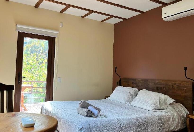 غرفة قياسية سرير كينج, La Petite France