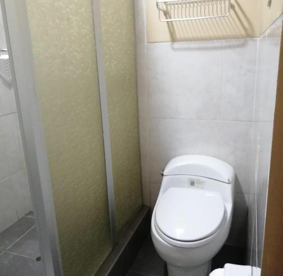 اتاق لوکس, San Antonio