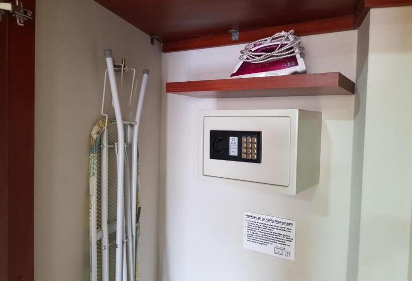 سوییت جونیور, San Antonio