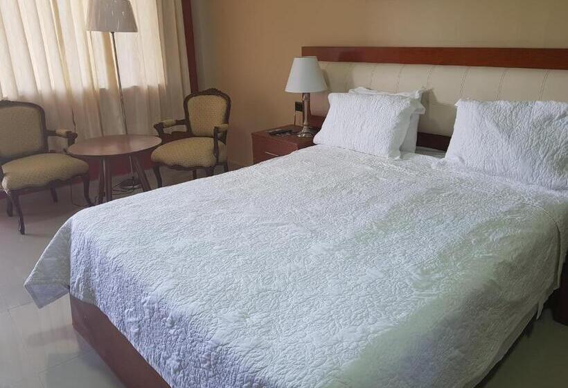 سوییت جونیور, San Antonio