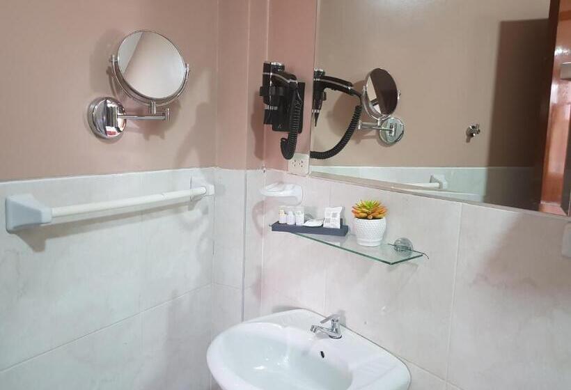 سوییت جونیور, San Antonio