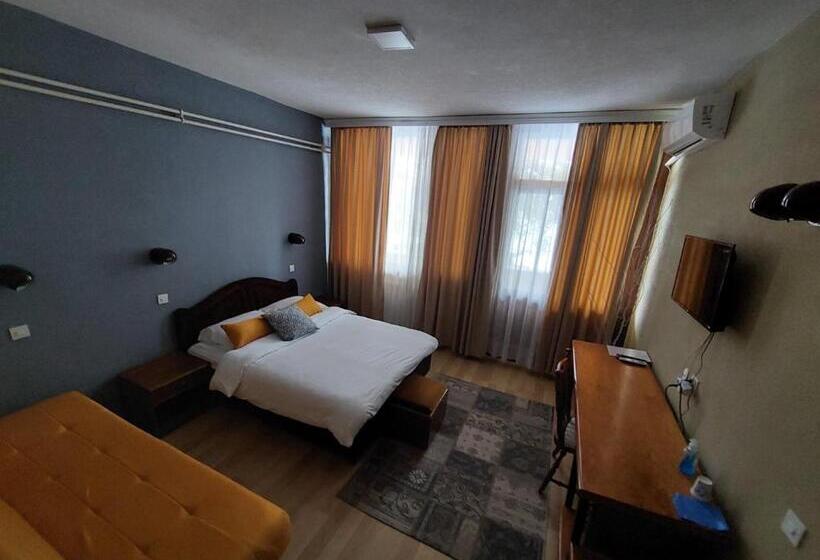 اتاق استاندارد, Lakeview Hotel And Resort