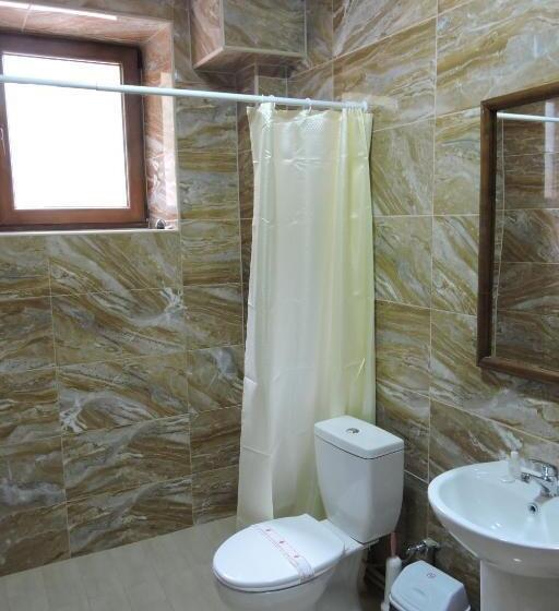 اتاق لوکس, Lakeview Hotel And Resort