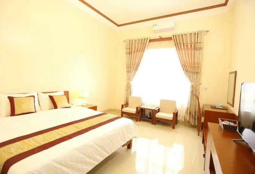 اتاق لوکس با تخت بزرگ, Royal Hotel Ha Giang