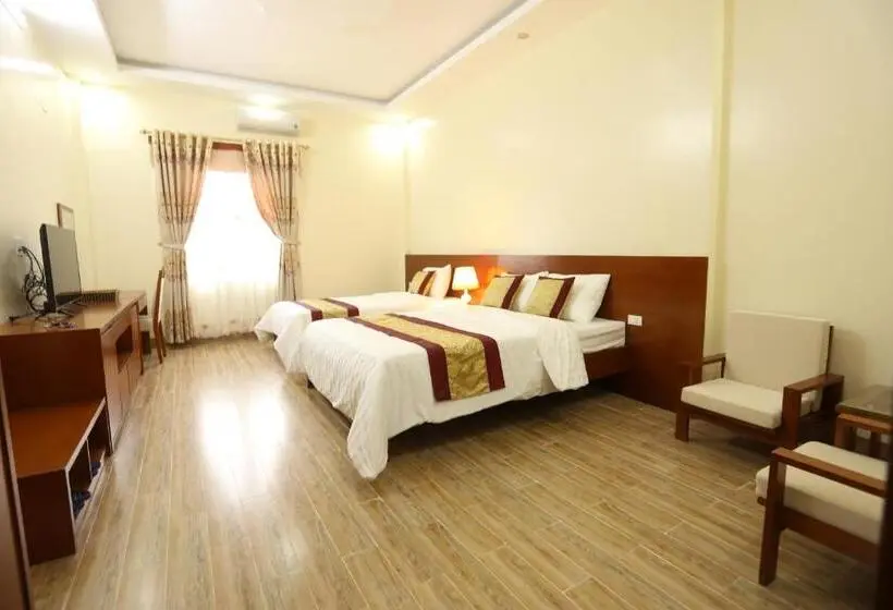 اتاق راحتی سه تخته, Royal Hotel Ha Giang