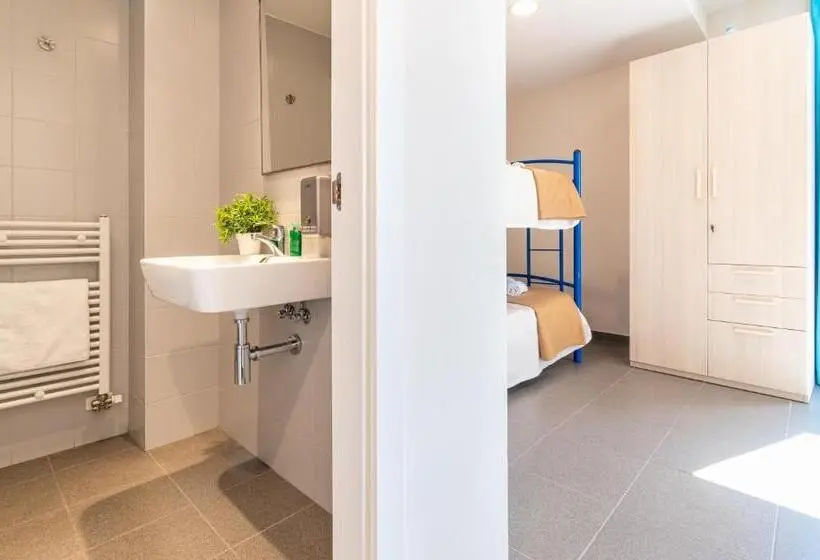 スタンダード４人部屋, Albergue El Río
