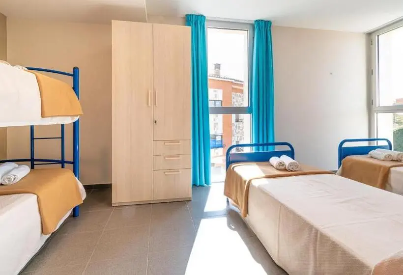 スタンダード４人部屋, Albergue El Río
