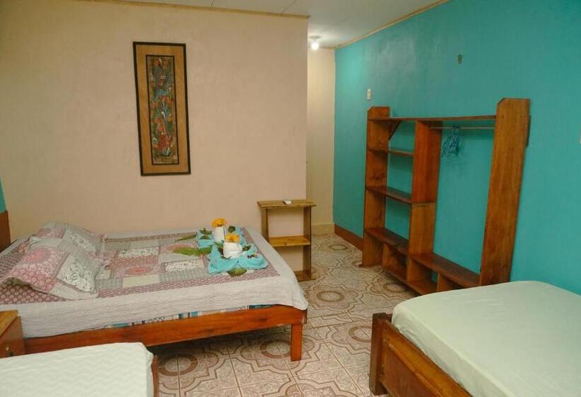 패밀리 룸, Gitana Corcovado, Y Tour Operador