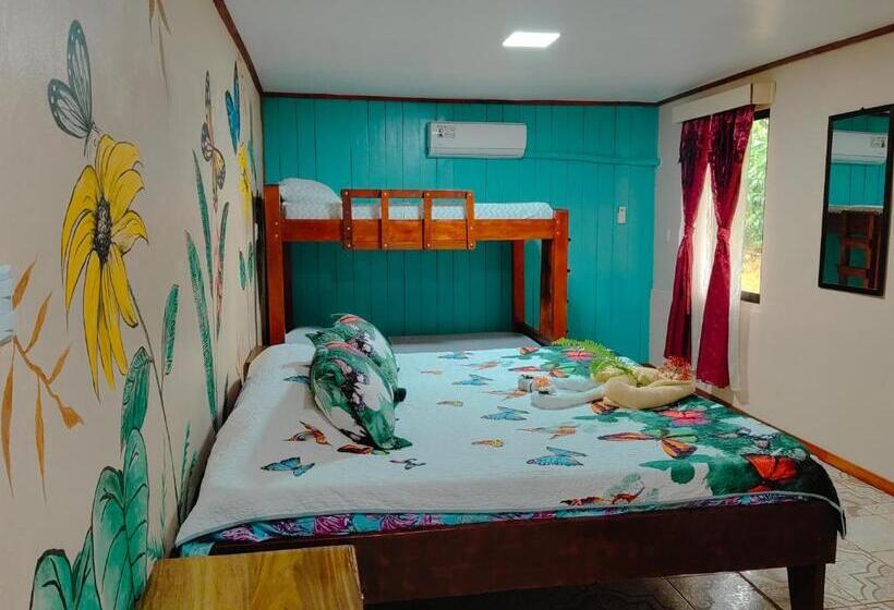 패밀리 룸, Gitana Corcovado, Y Tour Operador