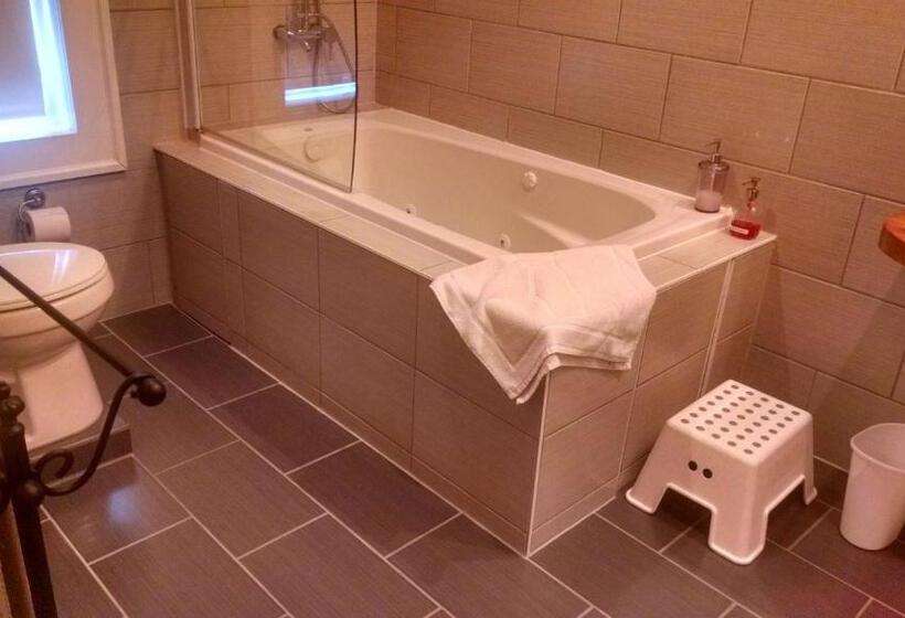 스탠다드 룸 킹사이즈 침대, Fruits Of Vienna B&b