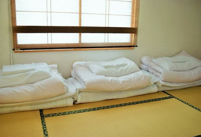 Семейный Номер, Hiroshima Hostel En