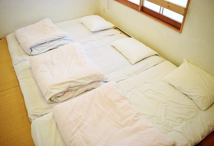 Семейный Номер, Hiroshima Hostel En