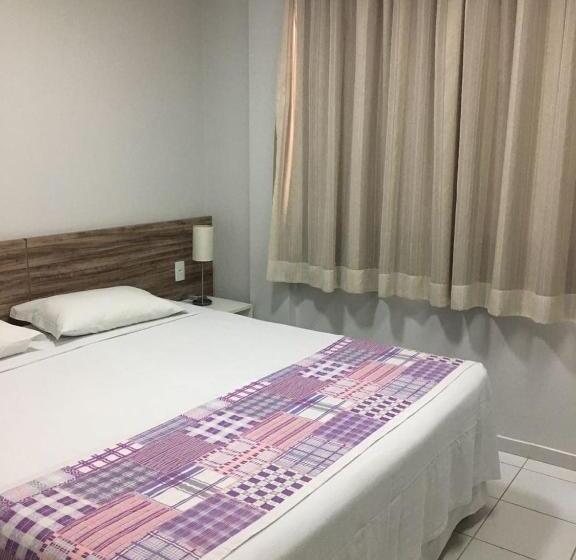 豪华房间, Etiqueta