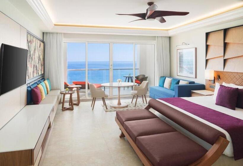 سوئیت جونیور با تخت بزرگ, Jewel Grande Montego Bay Resort And Spa