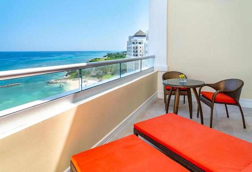 سوییت جونیور با چشم‌انداز دریا, Jewel Grande Montego Bay Resort And Spa