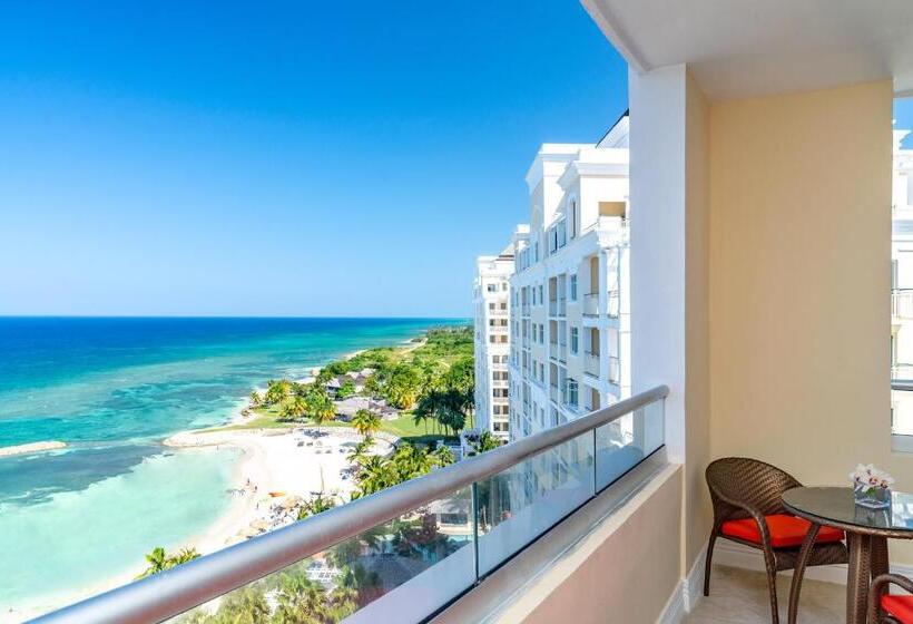 Deluxe Suite Sea View, Jewel Grande Montego Bay Resort And Spa