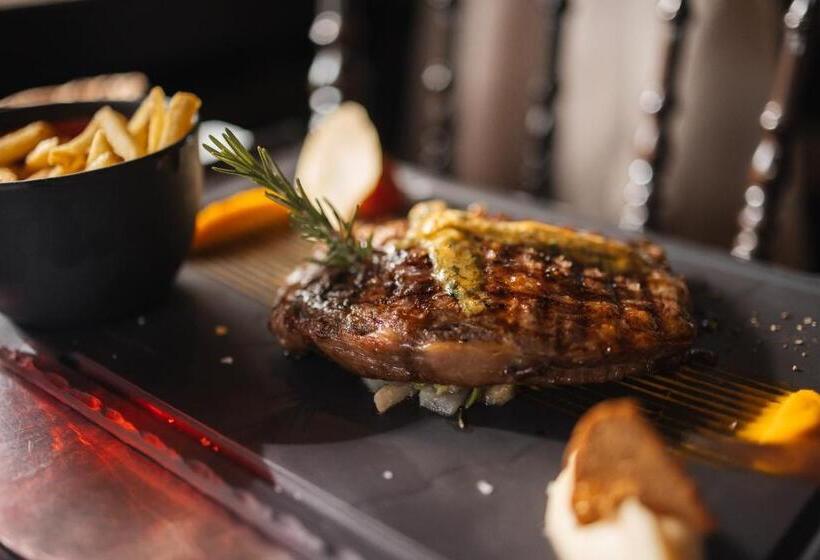 シャレー1寝室, Le Coucou Hotel Restaurant & Lounge Bar