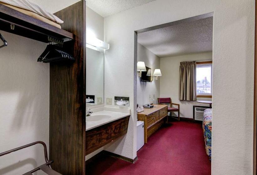 スタンダードルーム, Bloomer Inn & Suites