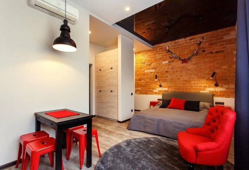 آپارتمان 1 خوابه, Old Town Trio Hostel Rooms