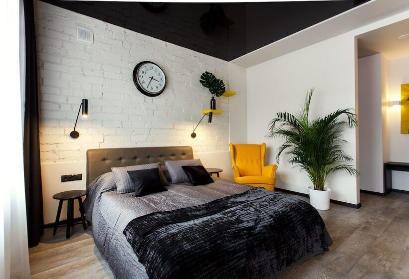 آپارتمان لوکس 1 خوابه, Old Town Trio Hostel Rooms