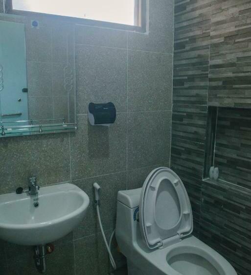 בקתה סטנדרטית עם נוף לים, Freddies Santai Sumurtiga