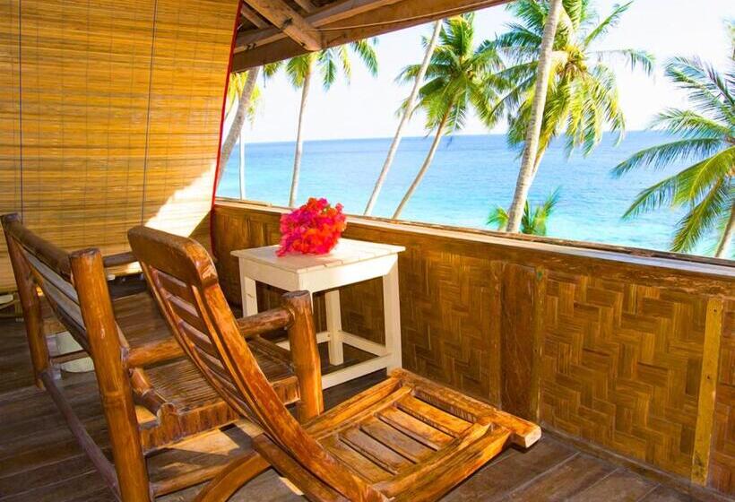 חדר משפחתי נוף לים, Freddies Santai Sumurtiga