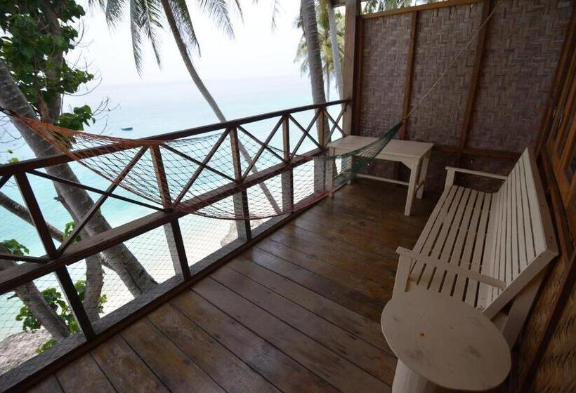 בקתה סטנדרטית עם נוף לים, Freddies Santai Sumurtiga