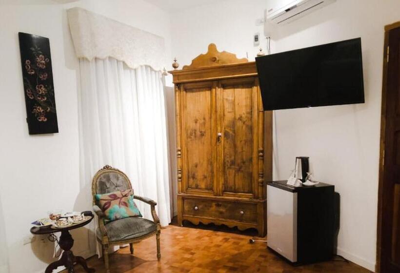 سوییت لوکس, Virreinato Hotel Boutique