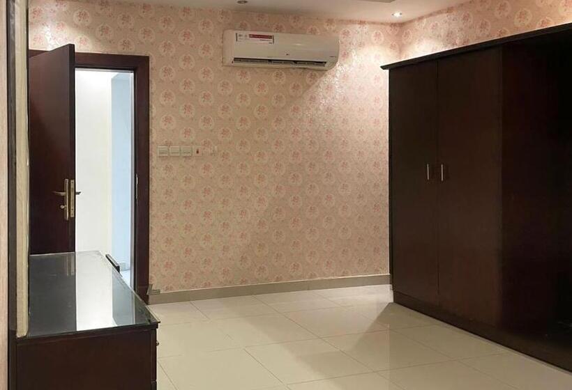 Люкс, فندق الديار العالمية العزيزية Al Diyar