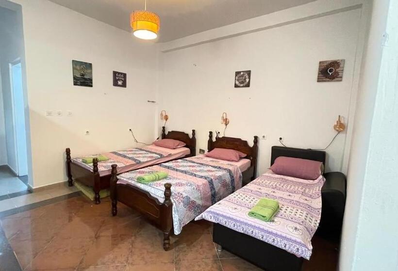 اتاق اکونومی, Hostel Flash Ulcinj