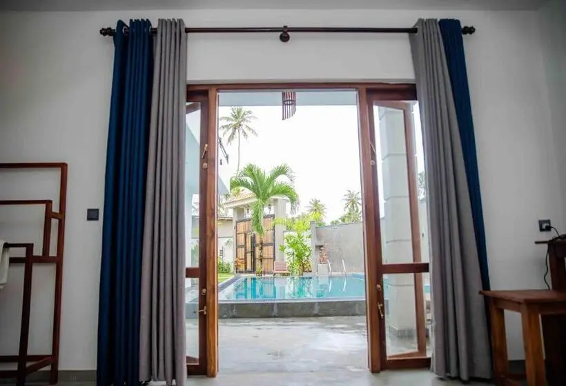 デラックスルーム, Hirigala Beach Resort