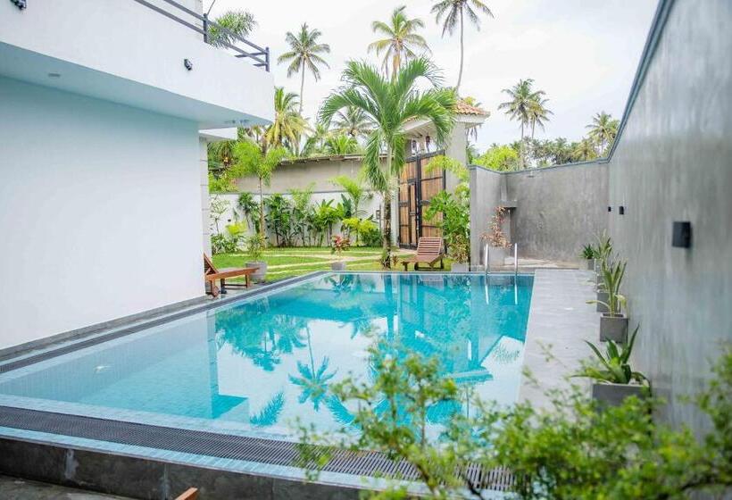 Номер Deluxe, Hirigala Beach Resort