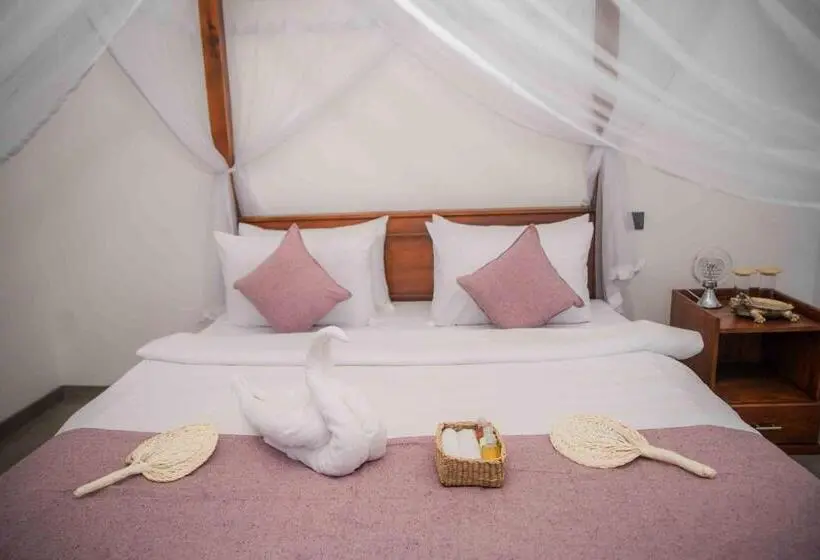 バルコニー付きデラックスルーム, Hirigala Beach Resort