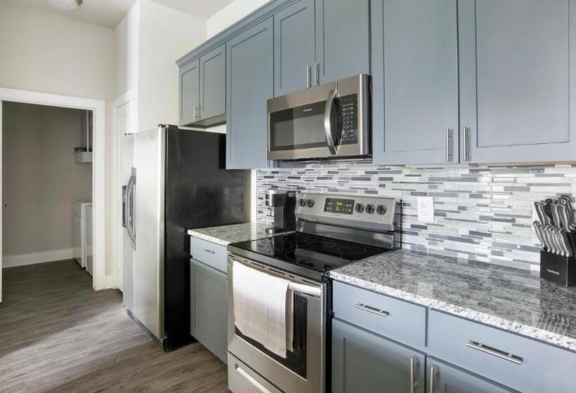 Апартаменты 2 Спальни, Voyager At Space Center By Barsala