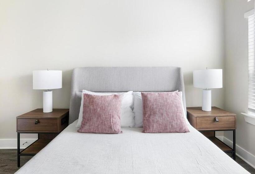 Апартаменты 2 Спальни, Voyager At Space Center By Barsala