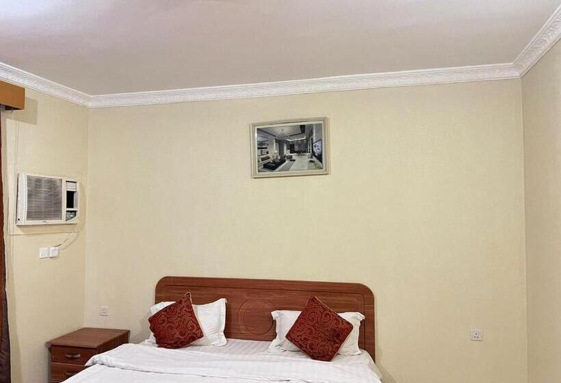 Люкс 2 Спальни, منارة المدينة