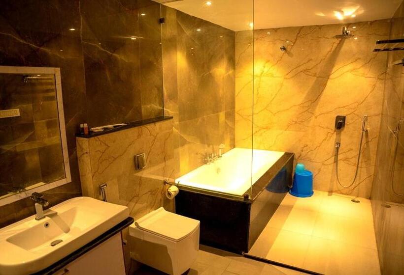 バルコニー付きデラックスルーム, Barsha Beach Resorts And Spa