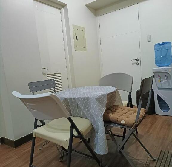 バルコニー付き１ベッドルームアパートメント, Dmci The Orabella In Cubao Qc 38sqm 1br Unit