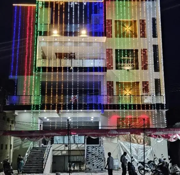 エコノミールーム, Gokulam Grand