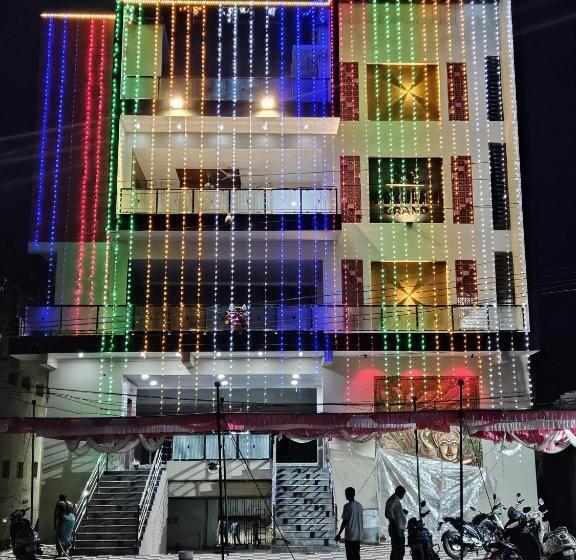 스탠다드 룸, Gokulam Grand