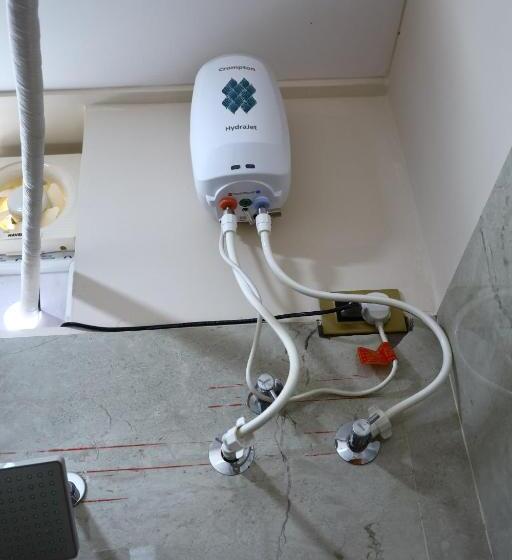 디럭스 룸, Gokulam Grand