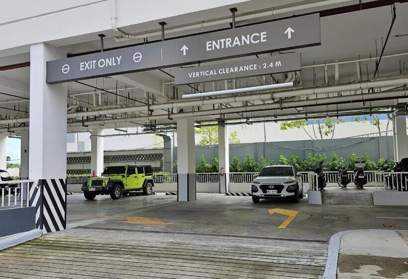 סוויטה נוף לבריכה, Lakwatsero Caviteño Suites