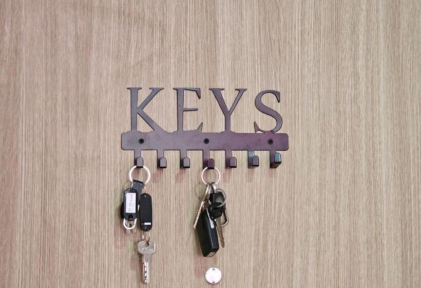 סוויטה נוף לבריכה, Lakwatsero Caviteño Suites