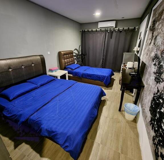 Quarto Triplo Estandar com Sacada, Tamara Resort Motel