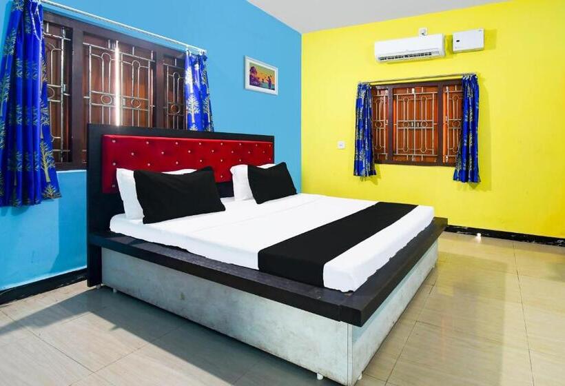 Pokój Trzyosobowy Klasyczny, Oyo Stay In Guest House