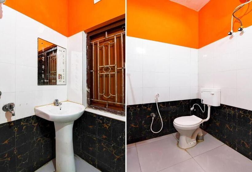 Pokój Trzyosobowy Klasyczny, Oyo Stay In Guest House