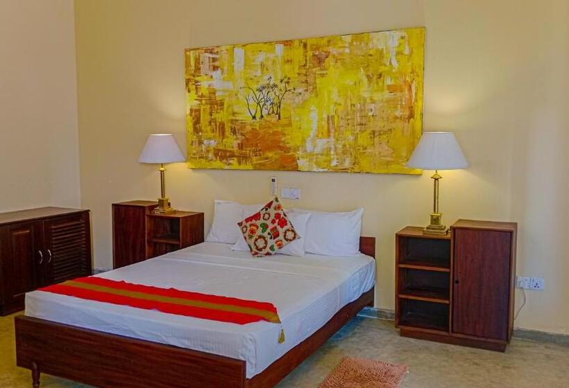 Номер Стандарт Вид на Озеро, Sigiri Lanka Resort